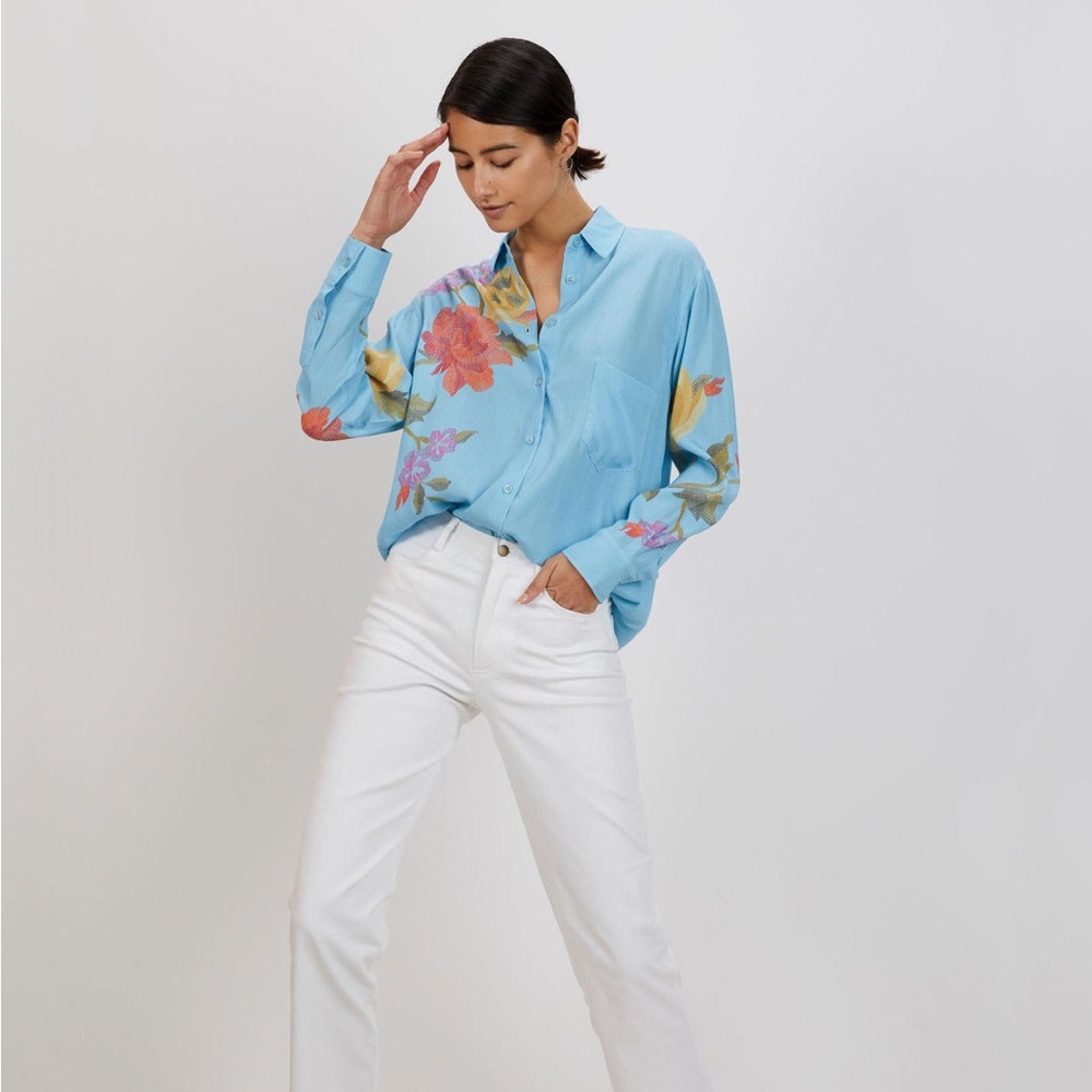 THE KIT Zoe Shirt in Blue Stitch Florals